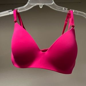 Victoria Secret Wireless Bra 36D